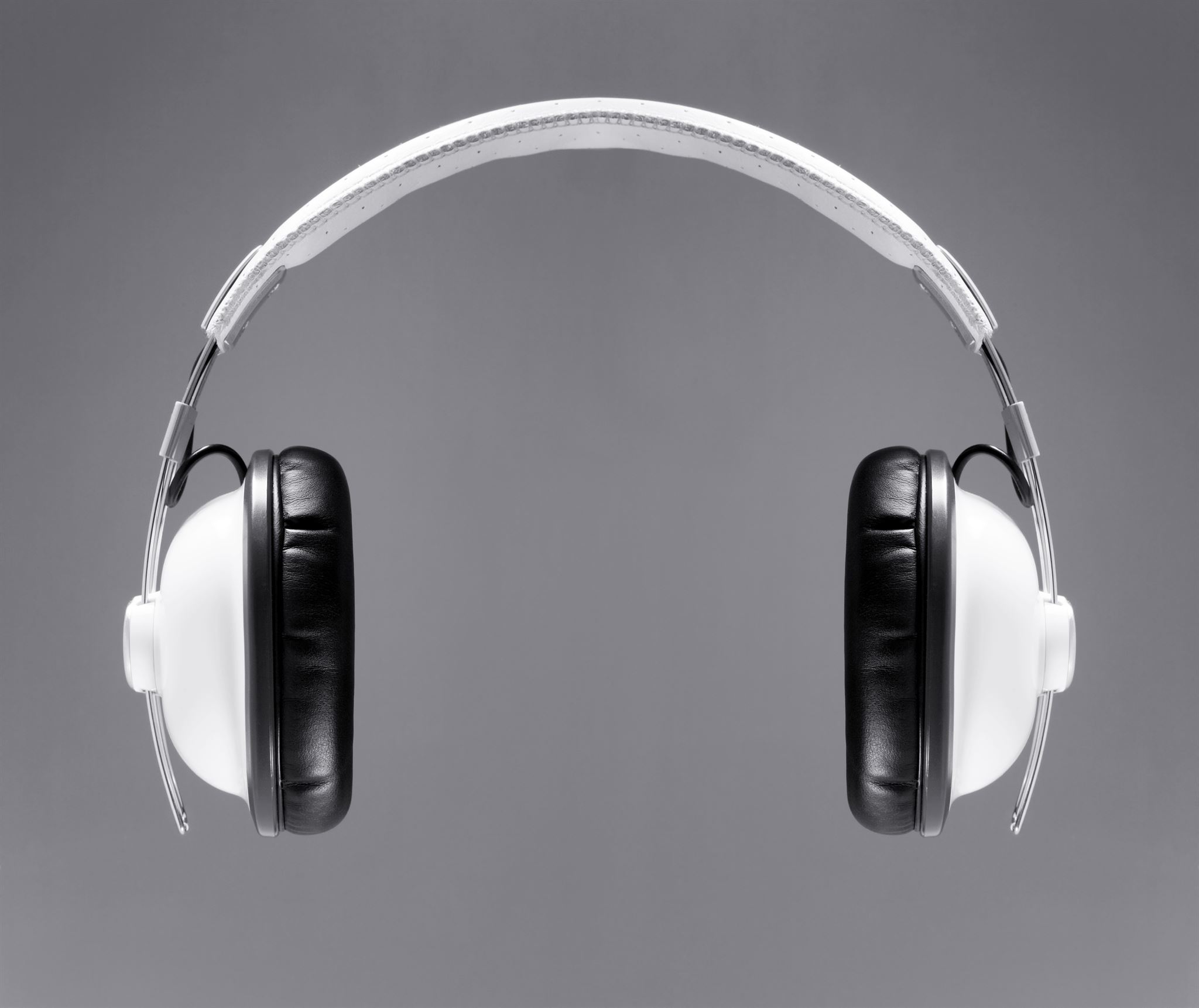 Close-up of FocusBeam ANC 720 headset